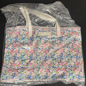 Sweet Honey Vinyl Beach Floral Tote Bag with White Handles